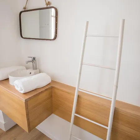 Casa Poeta Cordobes Ricardo Molina *